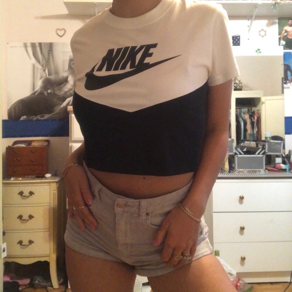 Brand new Nike crop top